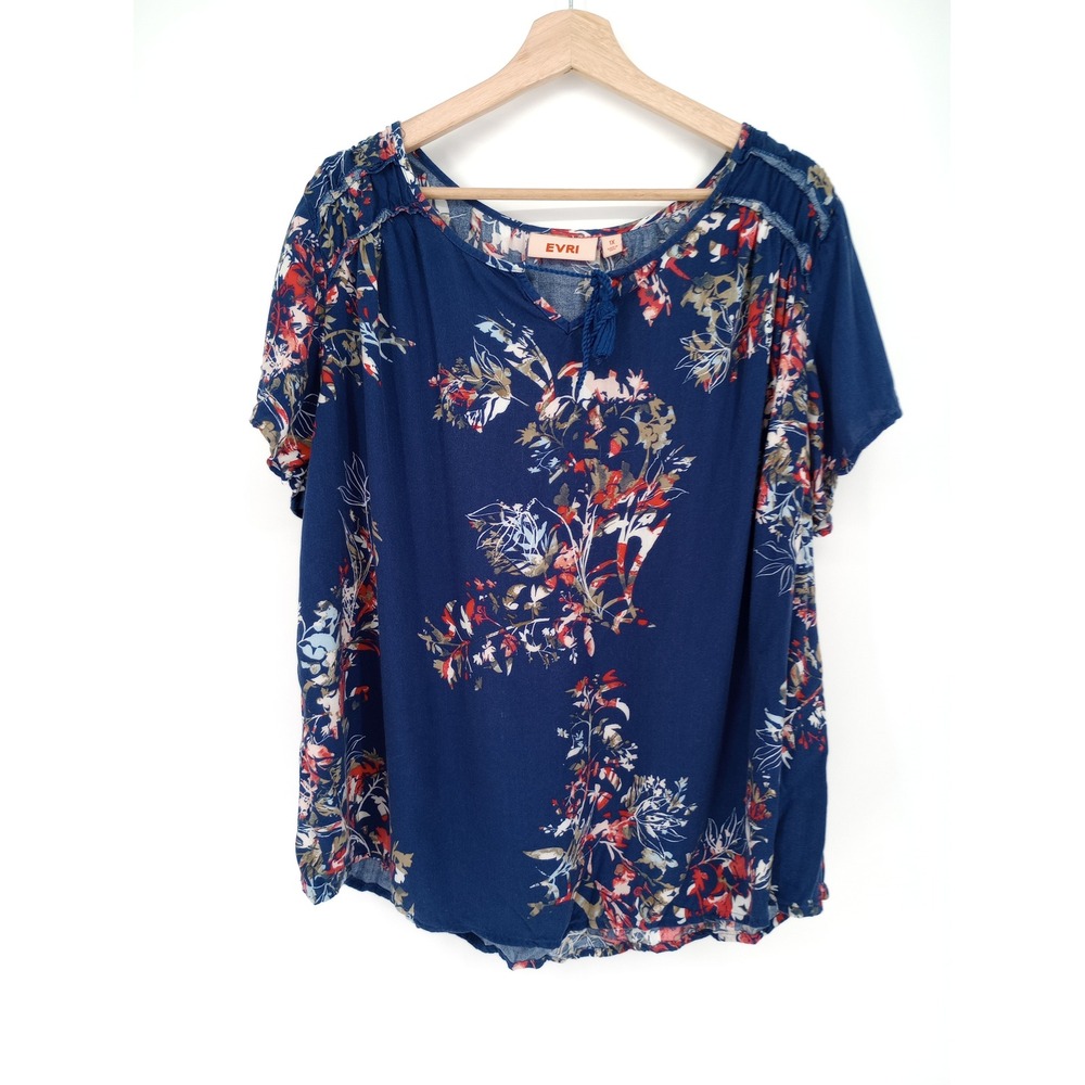 EVRI Floral Blouse Womens 1X Blue Short Sleeve Tassel V-Neck